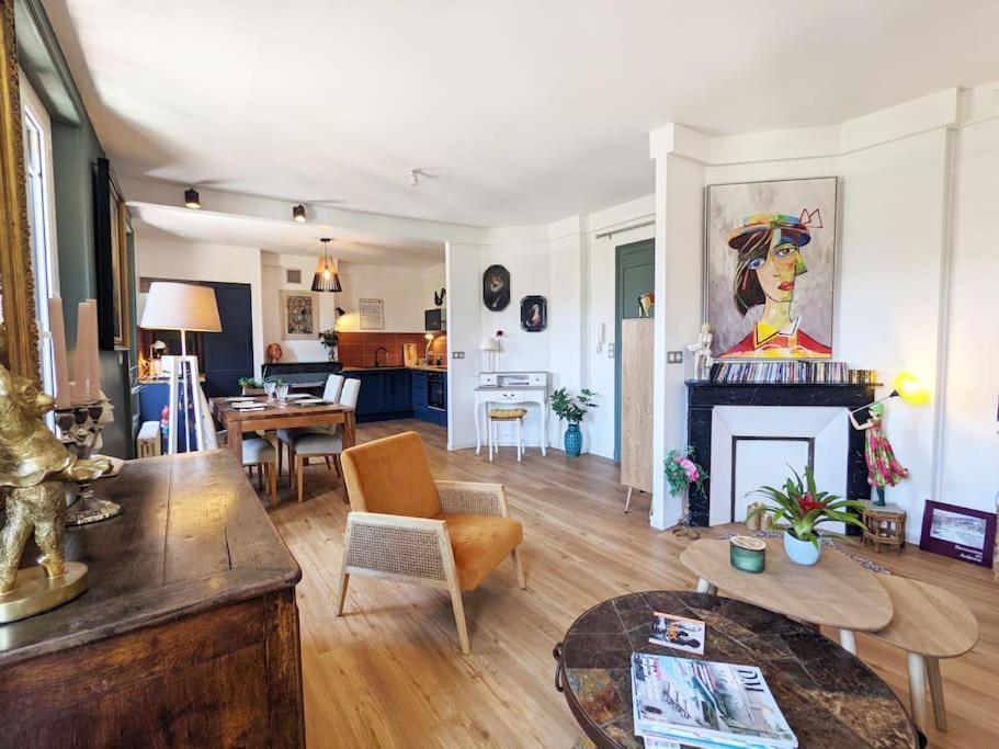 Appartement L'Ideal Hyper Centre-Ville Charleville-Mézières Eksteriør billede